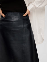 Indlæs billede til gallerivisning Selected Femme SLFNEW IBI MW LEATHER SKIRT B NOOS
